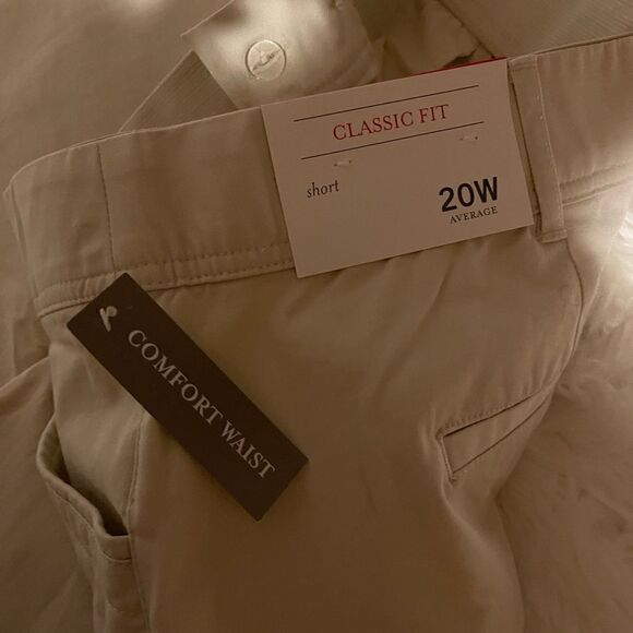 CJ Banks Classic Fit Khaki Short | SZ 20W - Picture 6 of 11